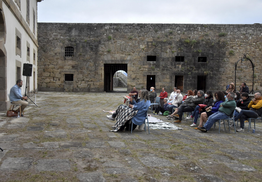 Los cuentos del Festival Atlántica desembarcaron ayer en el castillo de San Felipe