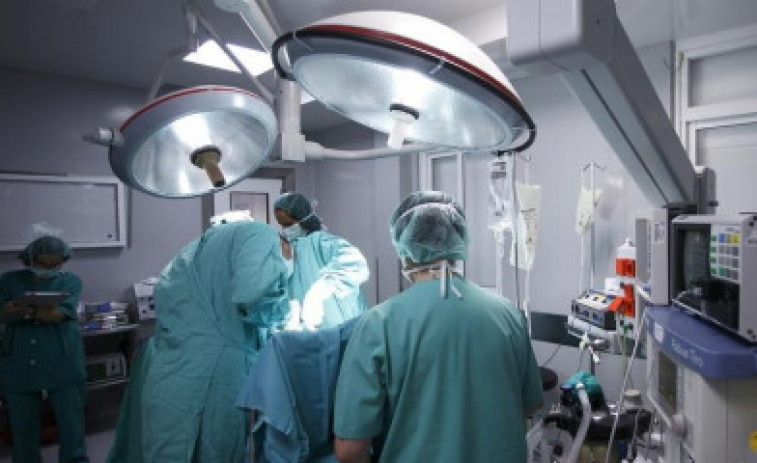 Galicia ya estabilizó en mayo 2.568 plazas de personal sanitario de las 67.000 que anunció Sánchez