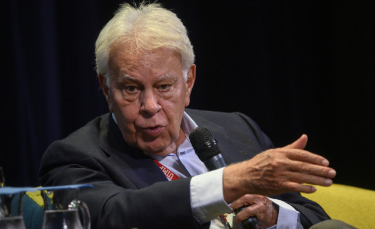 Felipe González dice que no le “suena bien” el acuerdo con Bildu sobre memoria que afecta a los GAL