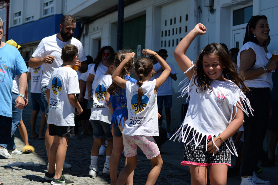 Los golpes de calor no lograron empañar el regreso, tras dos años de parón, de la Festa do Polbo de Mugardos