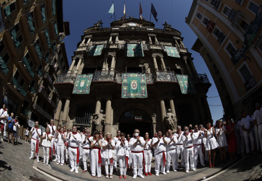 Pamplona recuerda a Miguel Ángel Blanco en el 25º aniversario de su secuestro y asesinato a manos de ETA