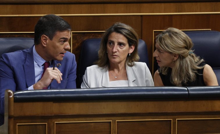 Ribera no descarta la continuidad de la central térmica de As Pontes