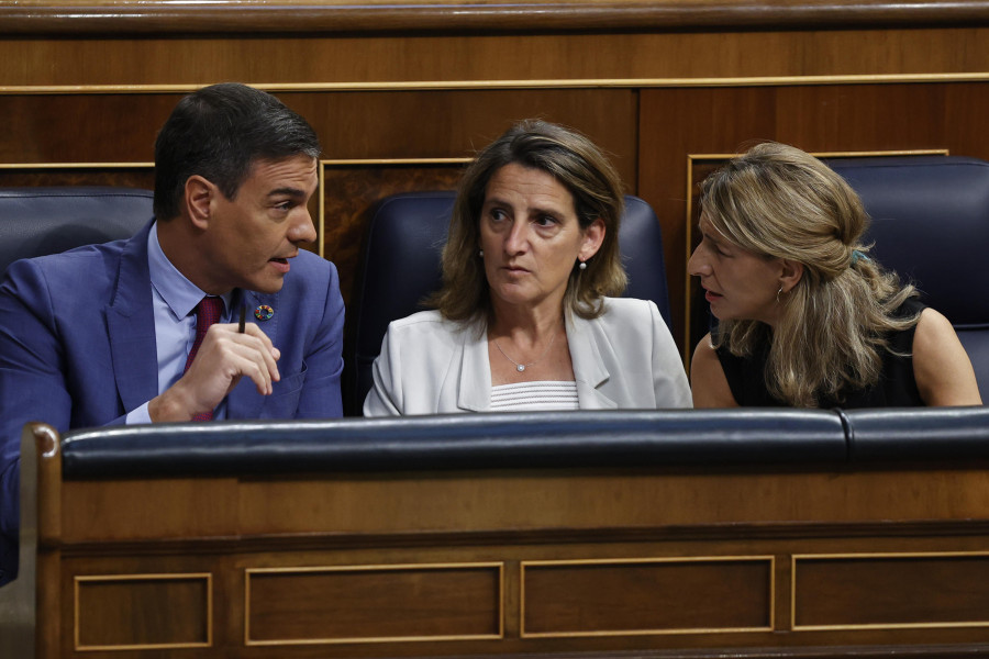 Ribera no descarta la continuidad de la central térmica de As Pontes