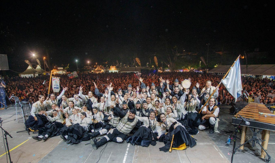 “Esta noite faremos que a xente salte e baile coa nosa música”