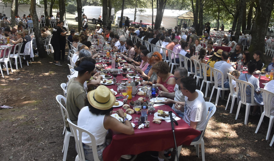 El Pemento do Couto, gran protagonista de la cita gastronómica que ayer reunió a unas 400 personas