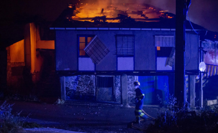 Los incendios ya superan en Galicia las 9.000 hectáreas calcinadas