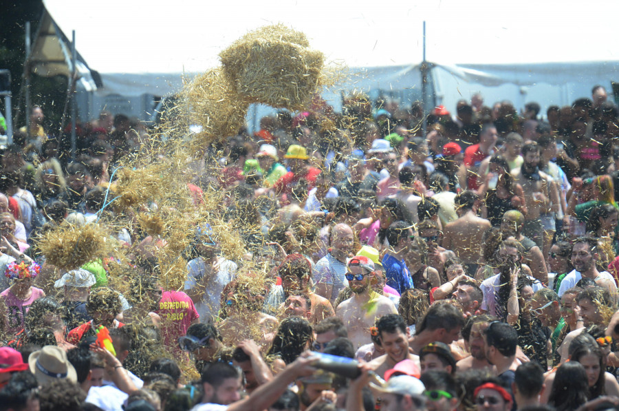 As Pontes se sumerge en la Festa da Fraga con folk y la gran romería
