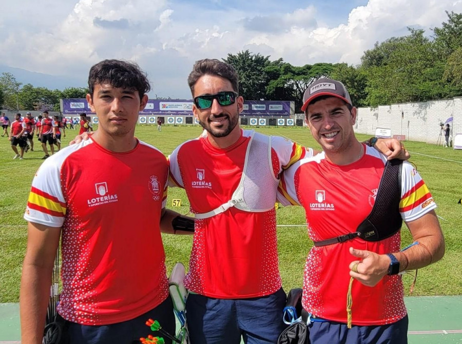 Miguel Alvariño se planta en la final por equipos en Medellín