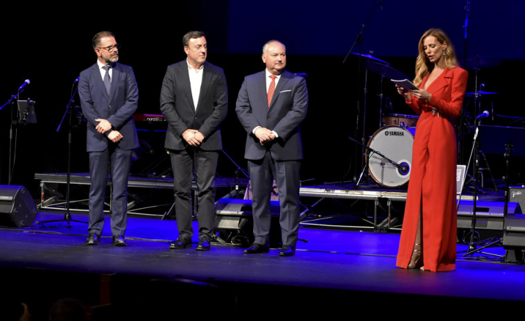 El teatro Jofre de Ferrol acoge la ceremonia de entrega de los Premios PEL de la Diputación