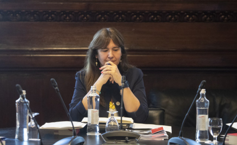 La Mesa del Parlament suspende a Borràs como presidenta con el apoyo de PSC, ERC y la CUP