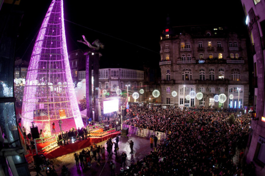 Vigo empieza a instalar el alumbrado de Navidad