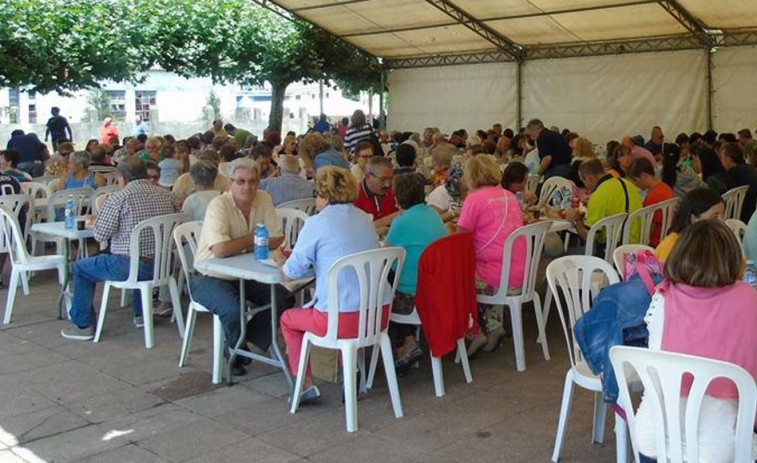 Cariño repartirá en su  Festa da Caldeira e Sardiña Lañada más de 2.000 raciones