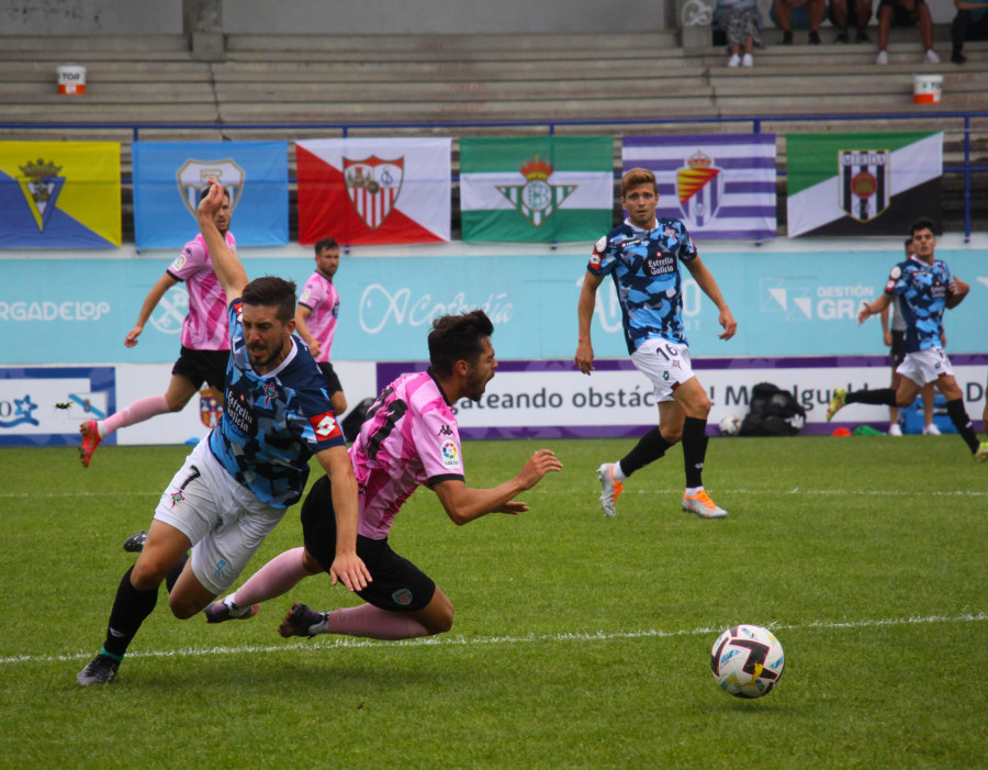 Un gol en propia puerta le da la victoria al Lugo en el Pepe Barrera