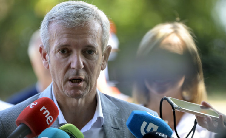 El presidente de la Xunta niega presiones de Feijóo en materia fiscal