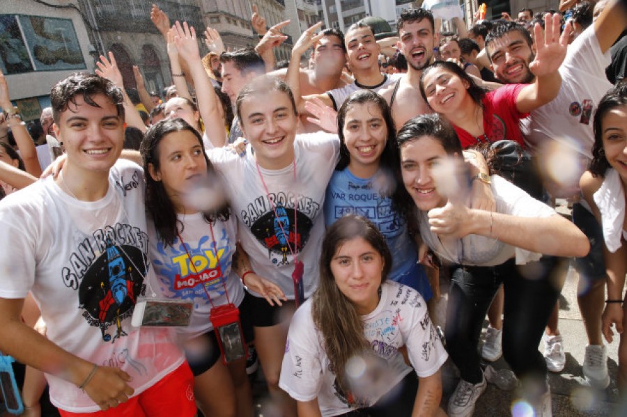 Ecoloxistas en Acción denuncia el "despilfarro" de agua en la fiesta de Vilagarcía