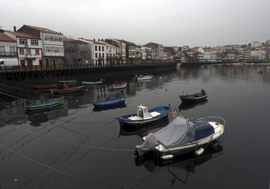 Mugardos adjudica las obras de mejora de la red de aguas pluviales en el área del puerto