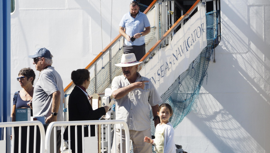 Ferrol acoge el primer crucero de agosto, al que seguirán otros dos