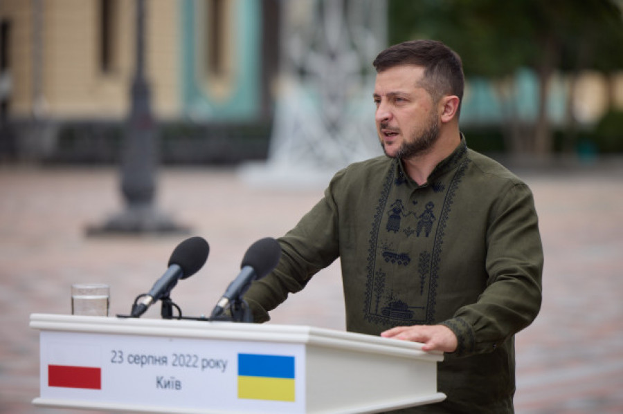 Zelenski: en seis meses de guerra ha cambiado el mundo, la historia y Ucrania