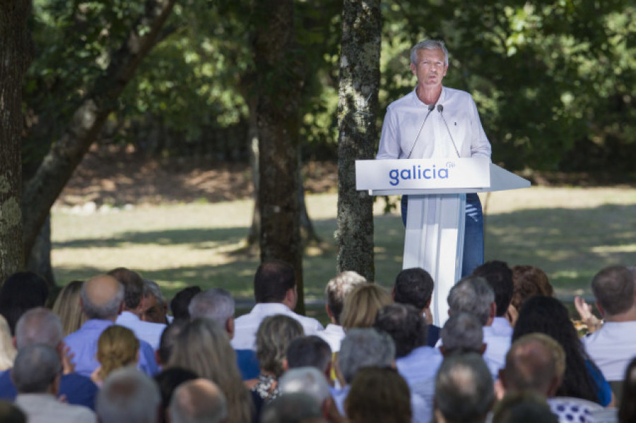 Rueda promete trabajo ante los “tiempos complicados”, aún con un Gobierno, que “no está a favor de Galicia”