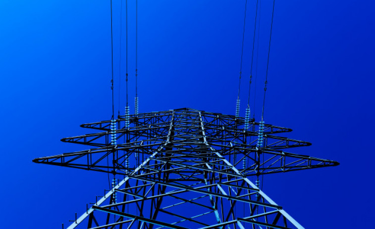 El precio de la luz se dispara este domingo hasta los 67,22 euros/MWh