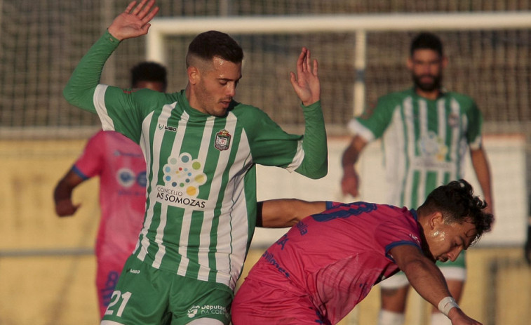 El Somozas busca ampliar su plantilla