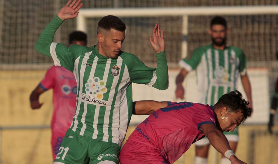 El Somozas busca ampliar su plantilla