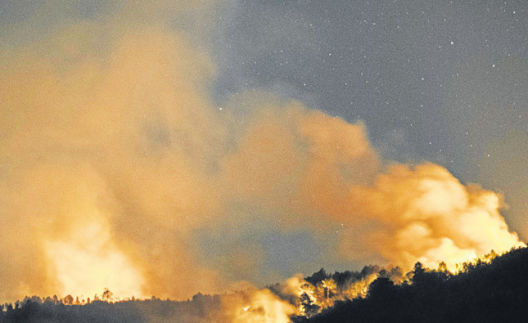 Detienen al presunto autor de dos incendios forestales en A Pobra