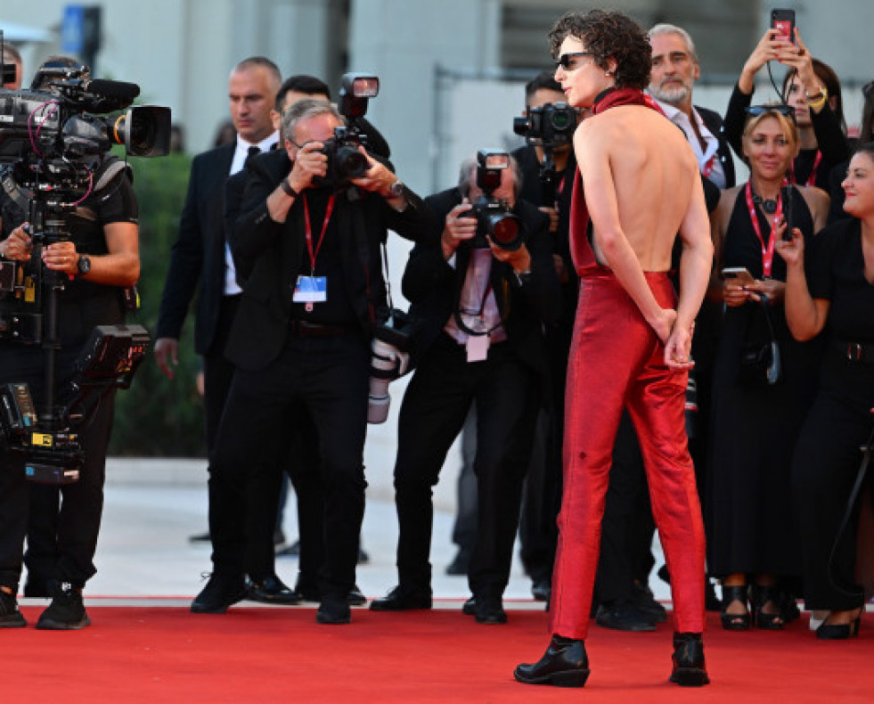 TimotheeChalametenlaalfombrarojadelFestivaldeVenecia