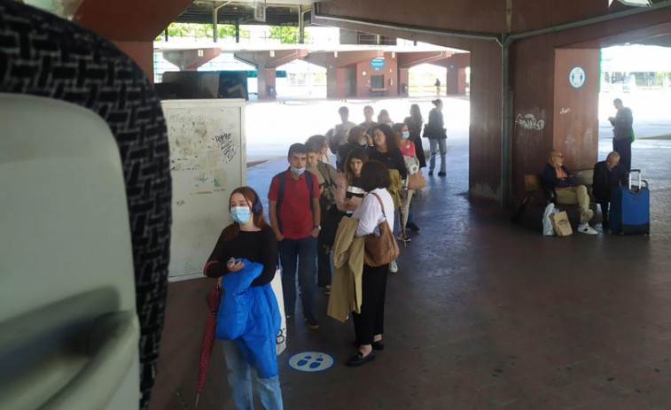 Los problemas con el servicio del autobús Ferrol-A Coruña regresan en septiembre