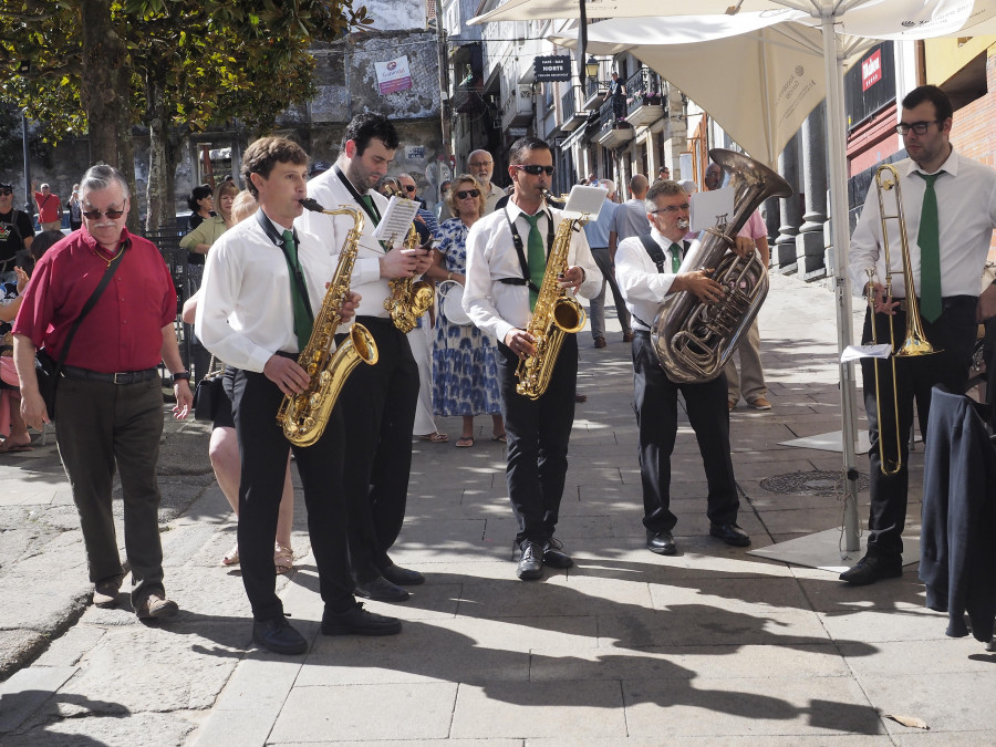 Pontedeume encamina su última jornada de las fiestas patronales