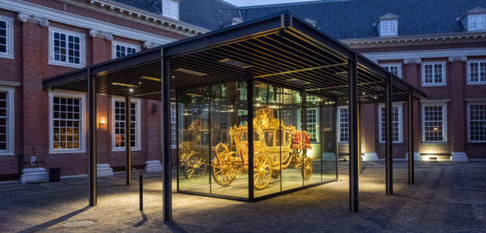 La lámina de oro de la carroza real neerlandesa aviva el debate de la esclavitud