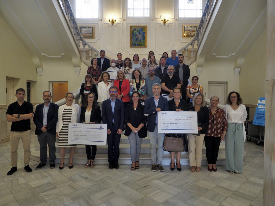 El Concello saca pecho del tejido social de la ciudad en la entrega del premio Solidario 2022