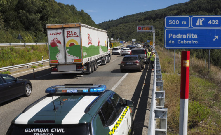 Abre este sábado el nuevo ramal de desvío del tráfico de la autovía A-6 para reducir el paso a través de Pedrafita