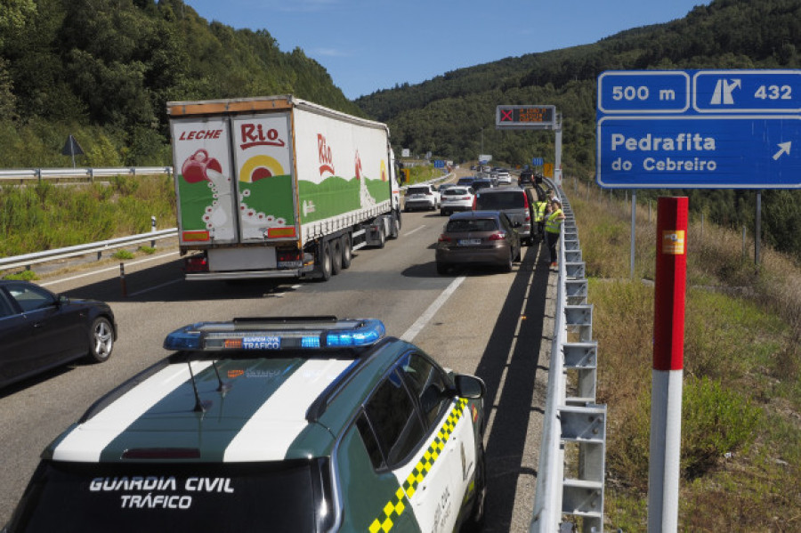 Abre este sábado el nuevo ramal de desvío del tráfico de la autovía A-6 para reducir el paso a través de Pedrafita