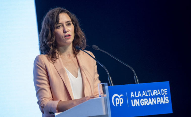 Ayuso abre la puerta a subida del SMI: Puede estudiarse con agentes sociales