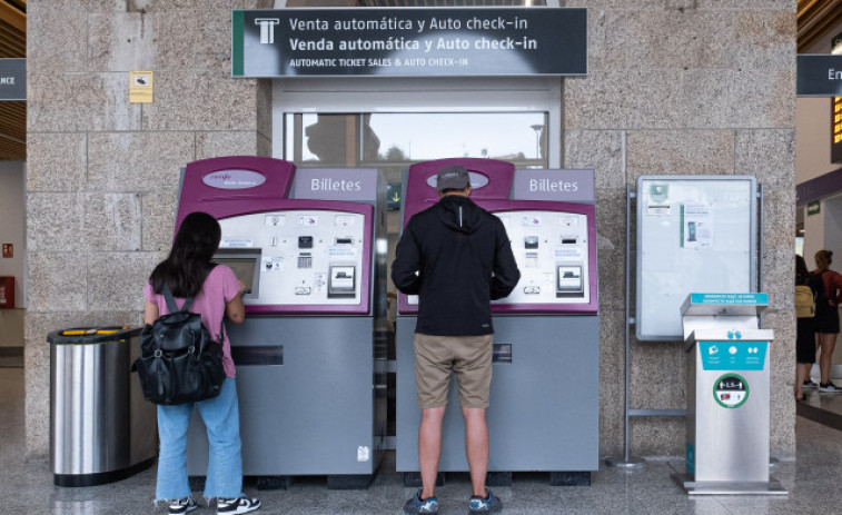 Los abonos gratuitos de Media Distancia ya se pueden adquirir a través de la web de Renfe