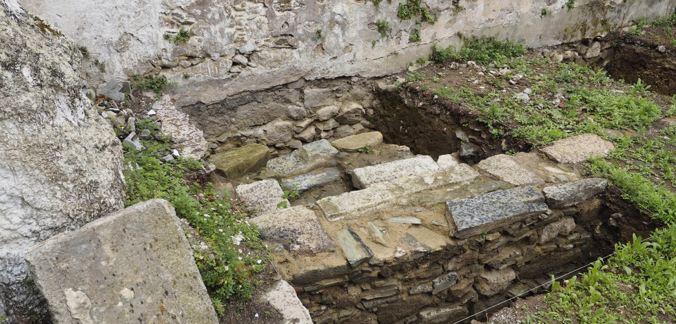 Patrimonio no ve indicios de que los hallazgos de la calle Castro sean de la muralla medieval