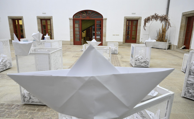Los barcos de papel se preparan para su próxima botadura desde el Arsenal