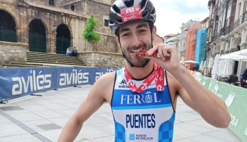 Iván Puentes fue el mejor de los locales en la prueba elite masculina   triatlón ferrol