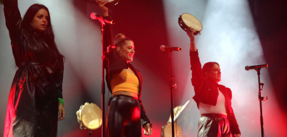 Tanxugueiras y Rodrigo Cuevas, en el nuevo disco de Rozalén