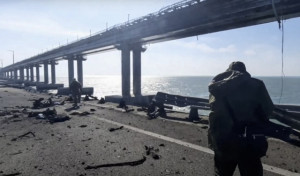 Rusia anuncia la detención de ocho personas por el ataque al puente de Crimea