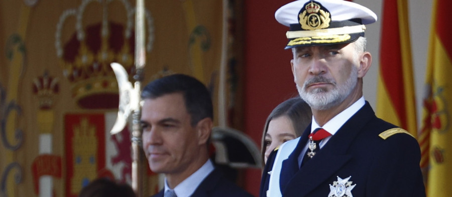 Insultos y pitos a Pedro Sánchez en el desfile del Día Nacional