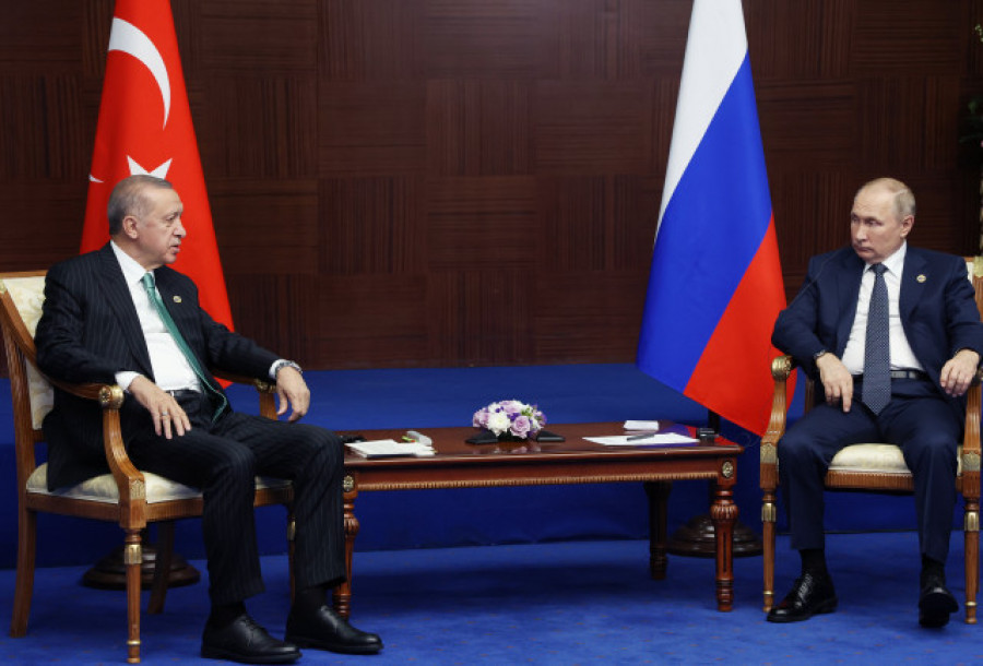 Putin propone a Erdogan crear un centro de distribución de gas
