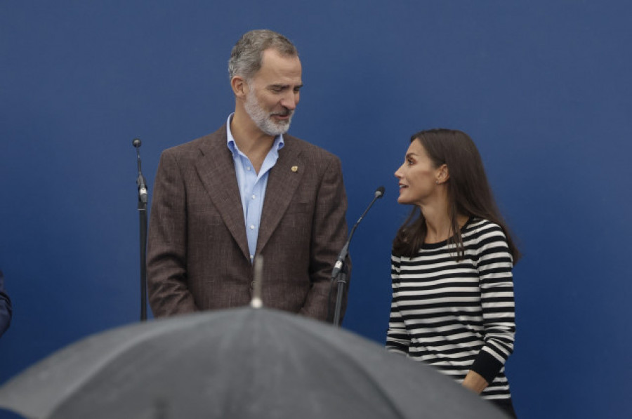 La Reina se encarga de leer el discurso de Leonor al sentirse la Princesa indispuesta