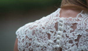 Cinco vestidos de novia low cost con los que brillarás seguro