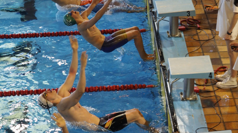 Ourense acoge el regreso  del Natación Ferrol a la elite