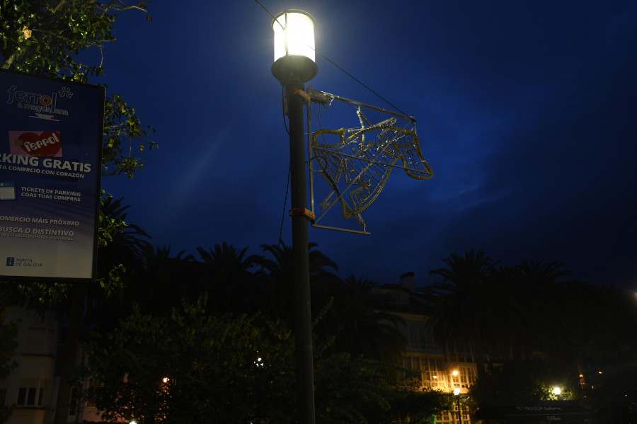 El Concello de Ferrol reducirá el horario de las luces de Navidad para ahorrar