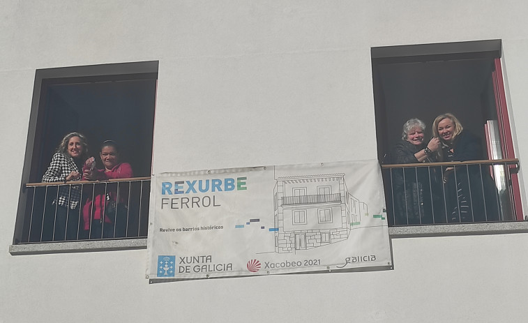 El primer edificio rehabilitado del plan Rexurbe ya tiene inquilinas