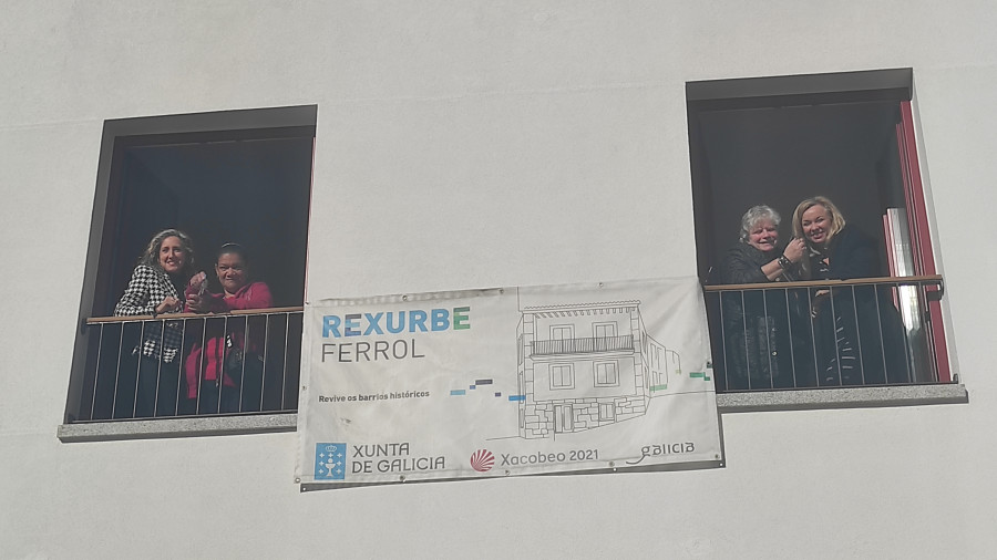 El primer edificio rehabilitado del plan Rexurbe ya tiene inquilinas