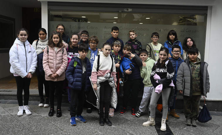 Los alumnos del CEIP Mosteiro de Caaveiro de A Capela visitaron las instalaciones de Diario de Ferrol